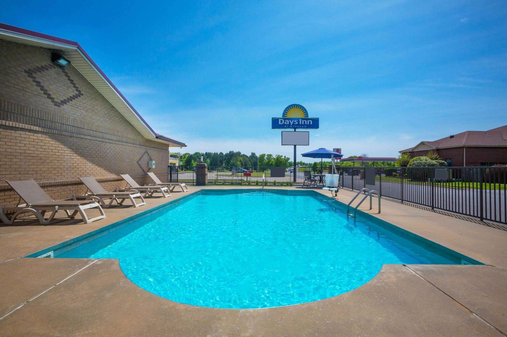 Days Inn By Wyndham Lonoke Exterior photo